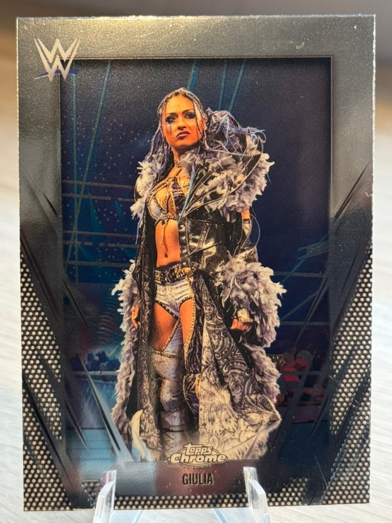 Giulia 2026 #169 WWE Topps Chrome 2026