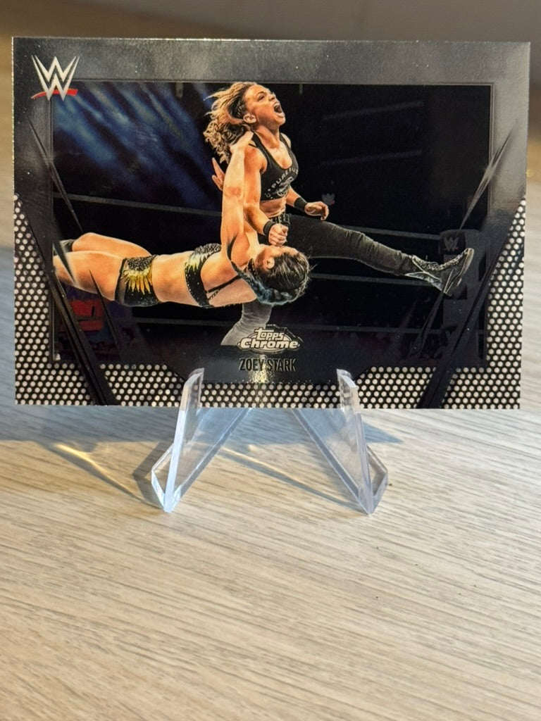 Zoey Stark 2026 #60 WWE Topps Chrome 2026