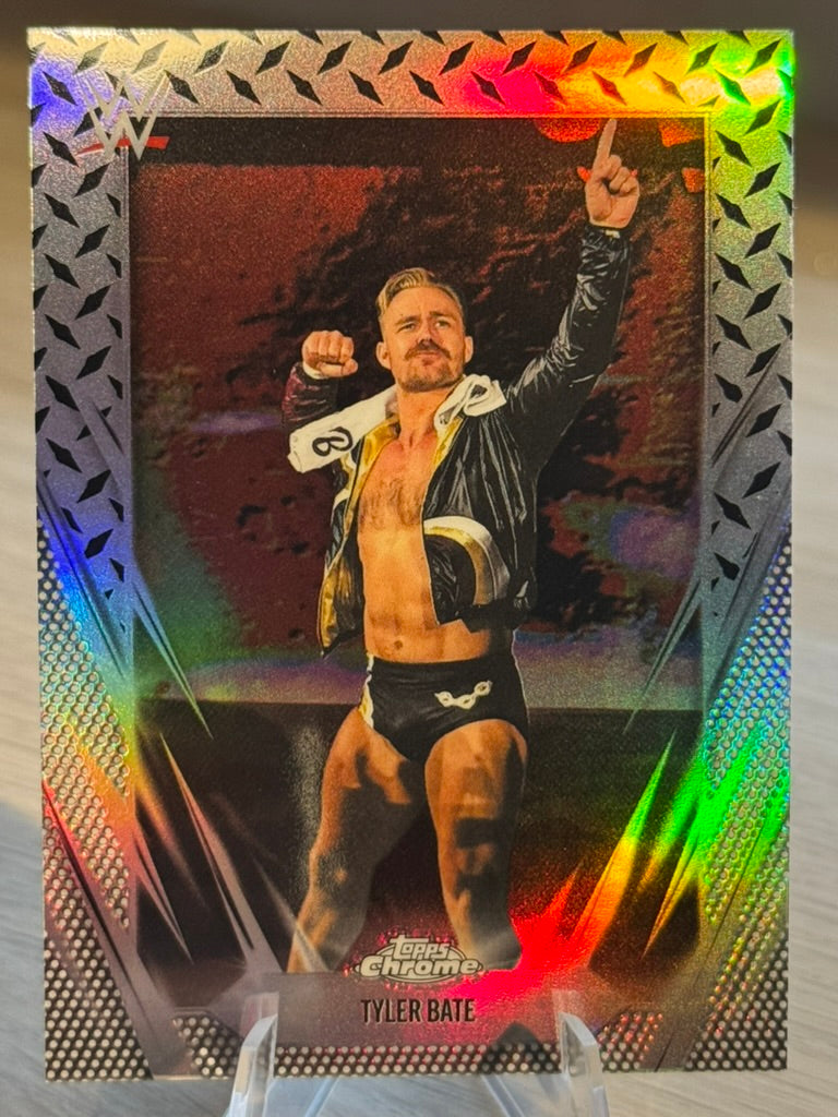 Tyler Bate 2026 "Diamond Plate #112 WWE Topps Chrome 2026