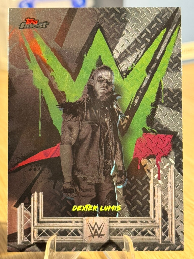 Dexter Lumis 2025 Uncommon #182 WWE Finest 2025