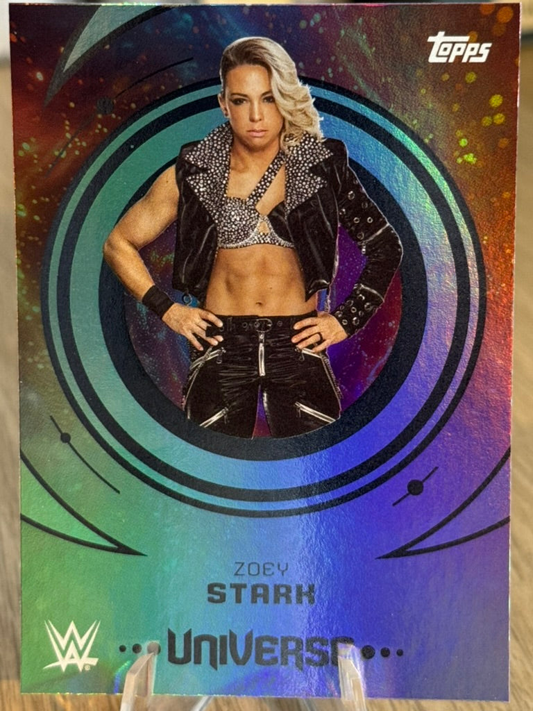Zoey Stark 2025 #17 WWE Topps Universe 2025