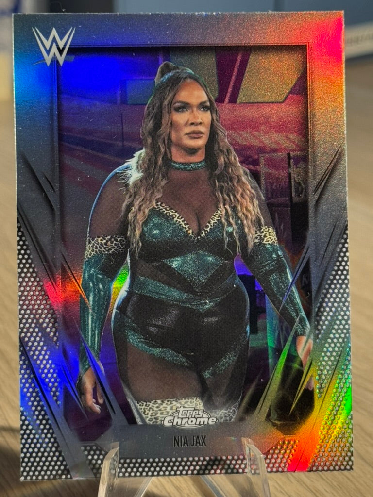 Nia Jax 2026 "Refractor" #37 WWE Topps Chrome 2026
