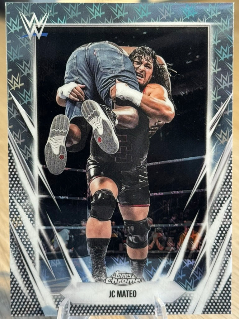 JC Mateo 2026 "Logofractor" #100 WWE Topps Chrome 2026