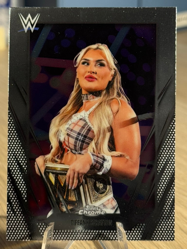 Tiffany Stratton 2026 #29 WWE Topps Chrome 2026