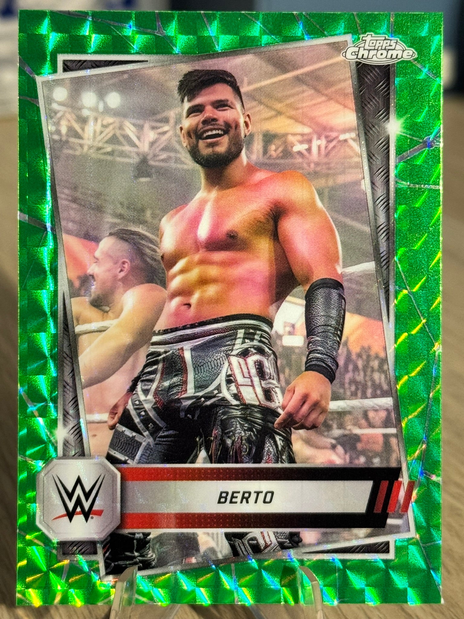 Berto 2025 "Neon Green Geometric Refractor" /75 WWE Topps Chrome 2025 #147